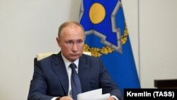 Пуцін на сэсіі Рады калектыўнай бясьпекі АДКБ у рэжыме відэаканфэрэнцыі.