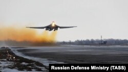 Расейскі самалёт Ту-160 над Саратавам. Студзень 2020