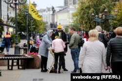 Збор подпісаў на вуліцы Савецкай у Берасьці