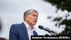 Алмазьбек Атамбаеў дадаў, што ні ў кога зь яго прыхільнікаў зброі не было