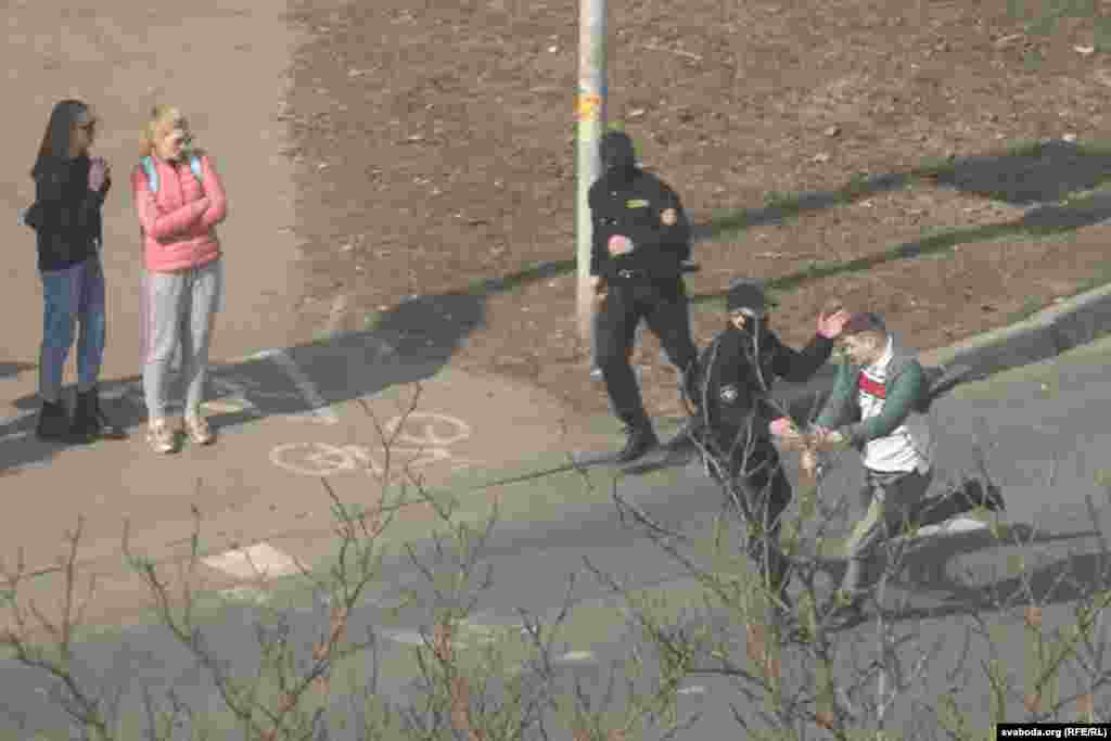 Belarus - detentions at Balgalor Square in Minsk on March 27, 2021