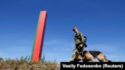 Беларускія памежнікі на беларуска-літоўскай мяжы.