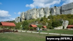 У подножия Эски-Кермен, Крым