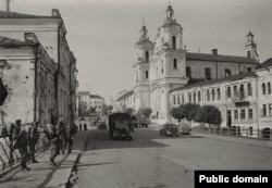 Касьцёл Сьвятога Антонія на здымках часоў Другой сусьветнай вайны