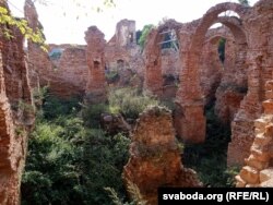 Аркавыя скляпеньні княскіх палатаў